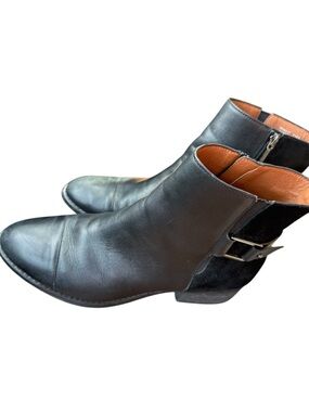 Donald J Pliner Black Leather Angle Boots Block Heel 9.5 Biker Style Suede